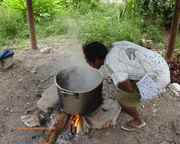 Man_cooking_ayahuasca.jpg