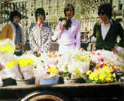 Early_Floyd_with_flowers.jpg