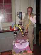Gigantic_bong_hookah_thing.jpg