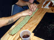 Two_foot_blunt.jpg