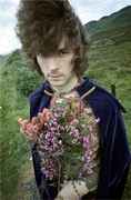 Clapton_with_flowers.jpg