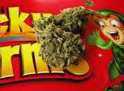 Weed_on_Lucky_Charms_cereal_box.jpg