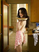 Mary_Louise_Parker_Weeds_butt.jpg