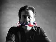 Hicks_gagged_by_flag.jpg