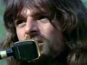 Rick_Wright_at_the_mic.jpg