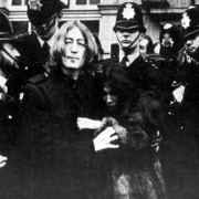 Lennon_and_cops.jpg