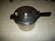 pressure_cooker_001.jpg